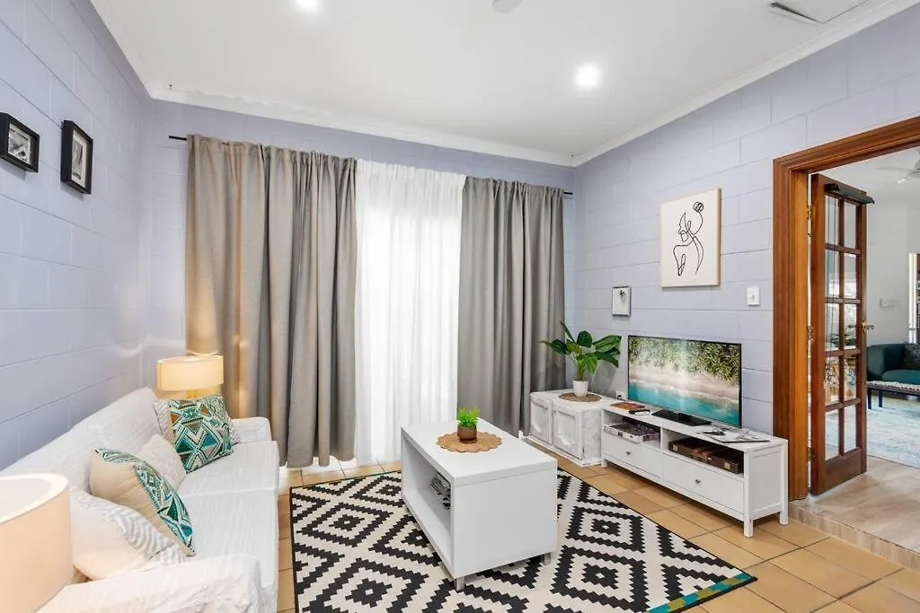 Trinity Beach Family Getaway 4Br, Sleeps 10 - Pool 0*, Trinity Beach Australie